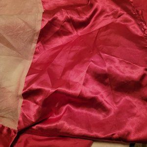 Queen/Full size Pink Satin-finish Bedskirt